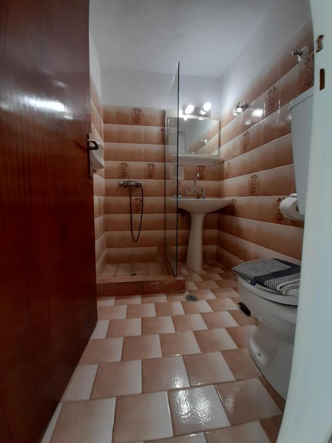 Old Harbor Apartments 스페체스 외부 사진